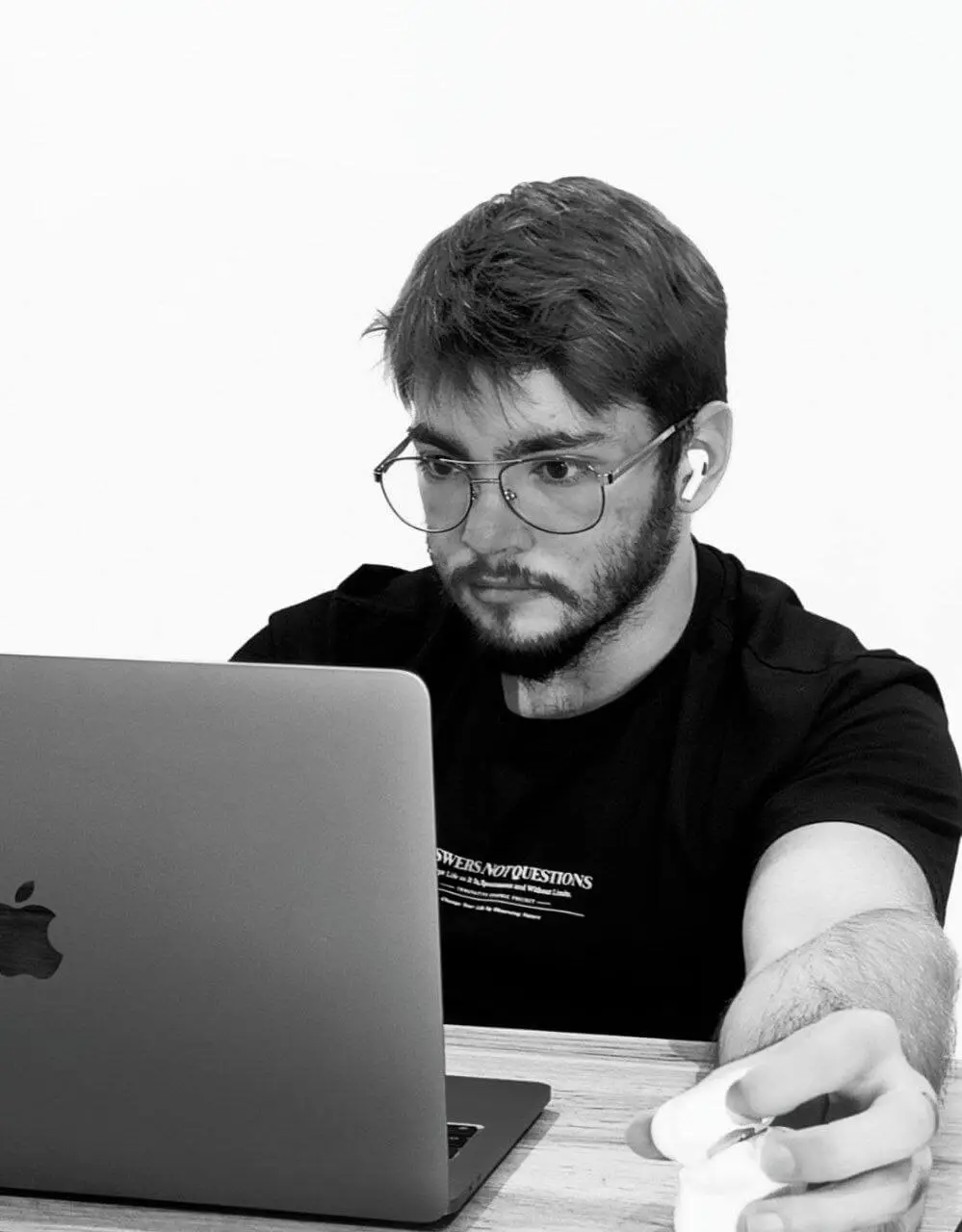 Rodislav Zaharadji